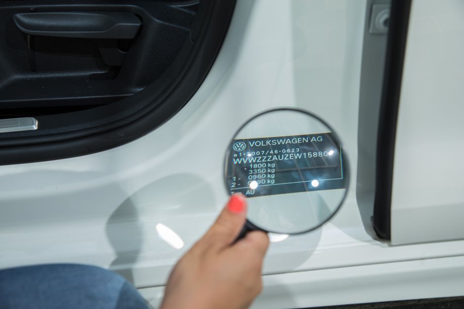 example of placement of manufacturer plate
